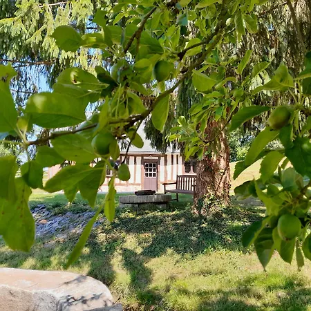 Сasa de vacaciones La Petite Maison Pontchardon
